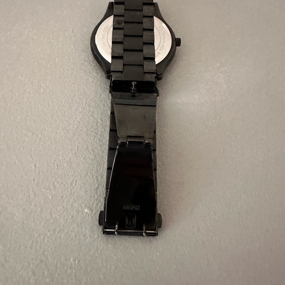 Like New Michael Kors Watch - Picture 3 of 4